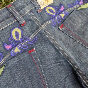 Y2k low rise jeans with embroidered details